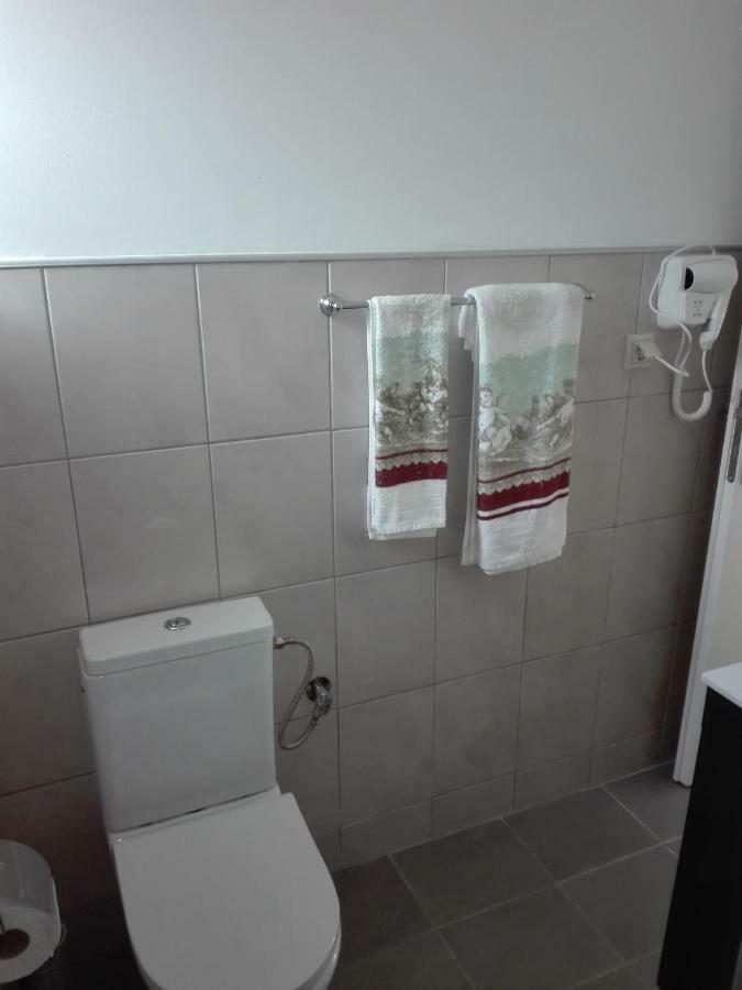 Luxury Apartment *